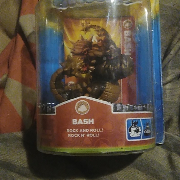 2011 Skylanders spyros adventure - Picture 2 of 8